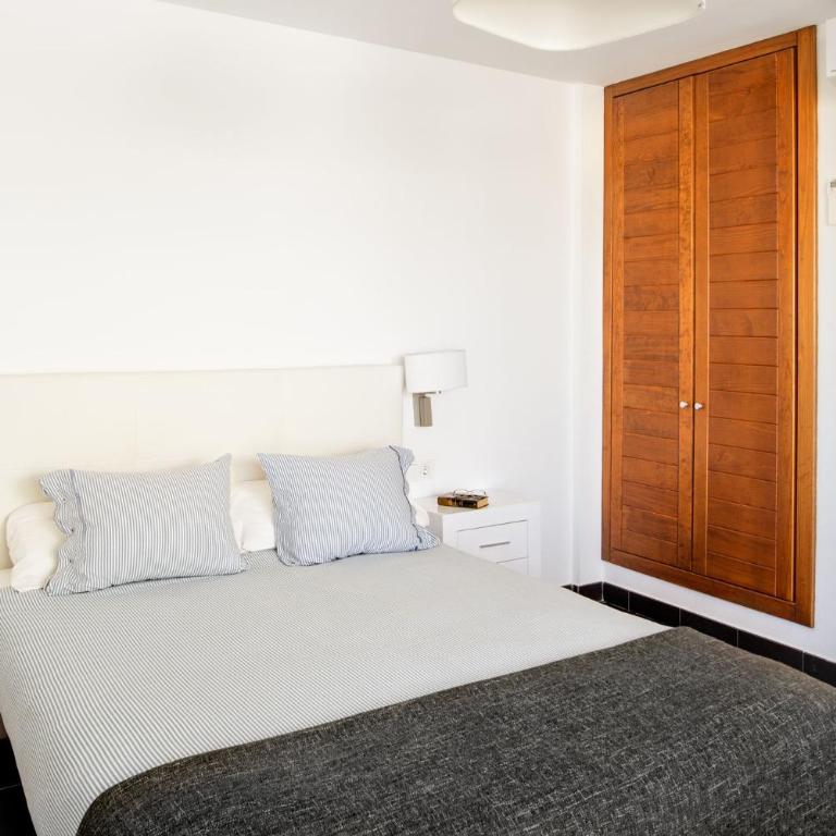 Villas de la Marina - Three-Bedroom Villa - 27