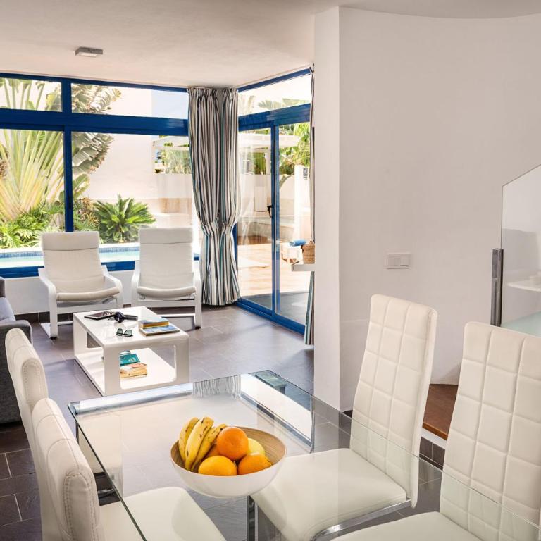 Villas de la Marina - Three-Bedroom Villa - 17