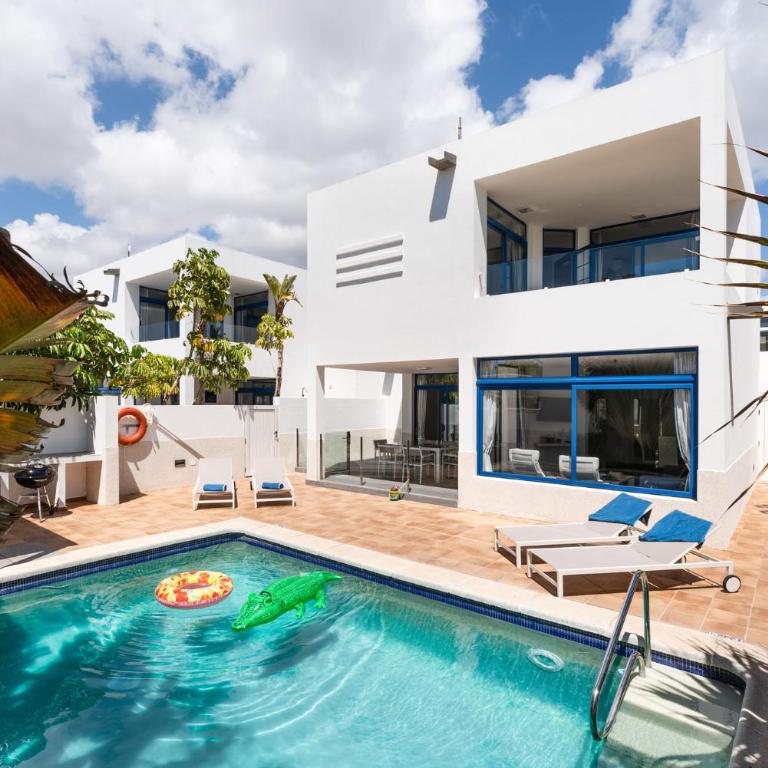 Villas de la Marina - Three-Bedroom Villa - 20