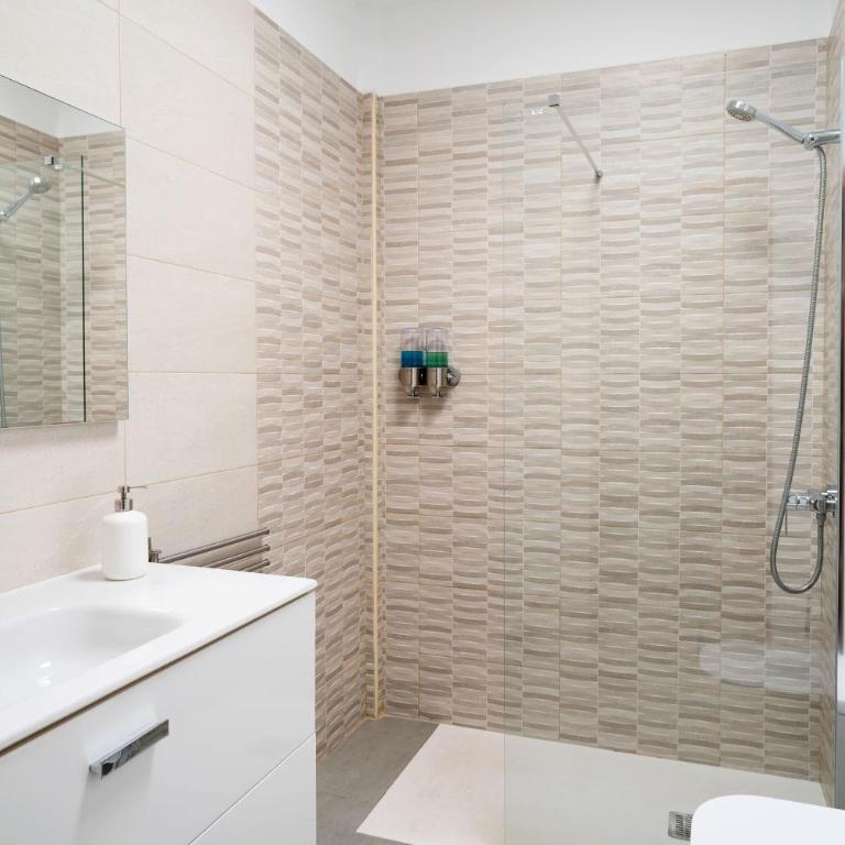 Villas de la Marina - Three-Bedroom Villa - 11
