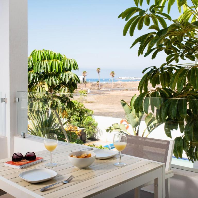 Villas de la Marina - Three-Bedroom Villa - 8