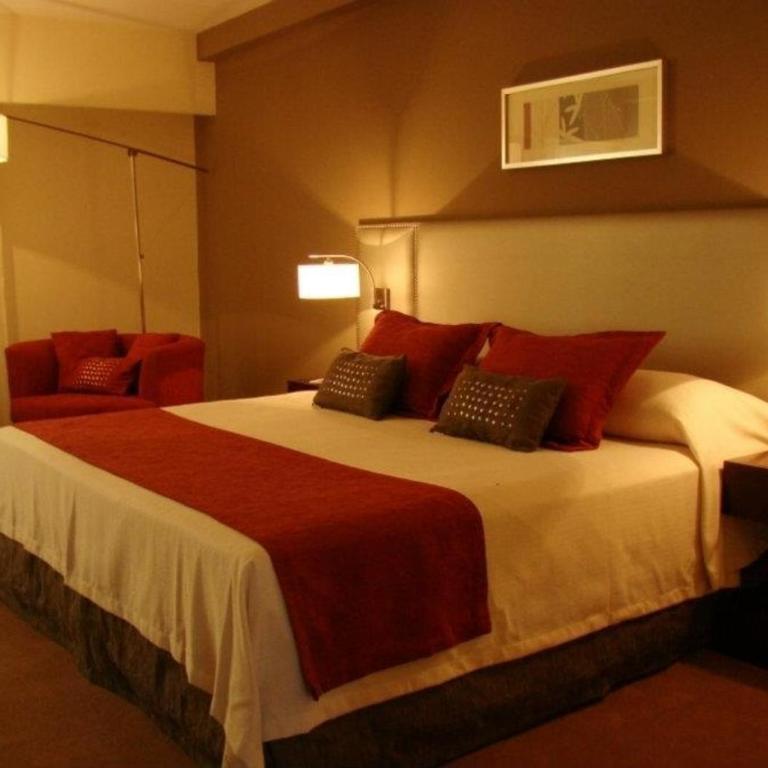 Howard Johnson Hotel & Casino - Doble Superior - 3