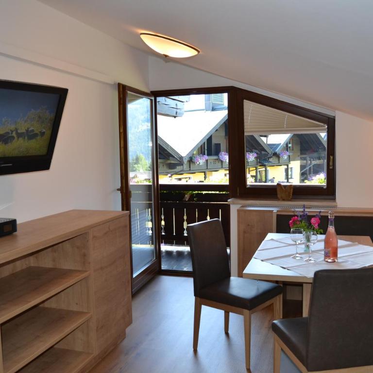 Gästehaus Elisabeth - Apartment - 1