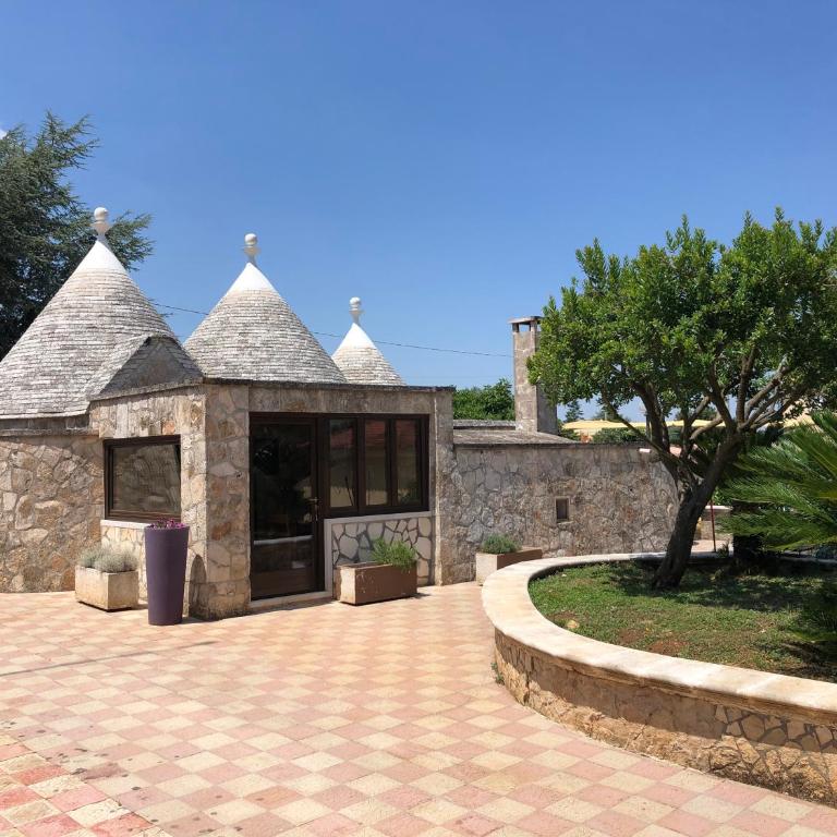 Trulli Maniva - Family Room with Private Bathroom - 2