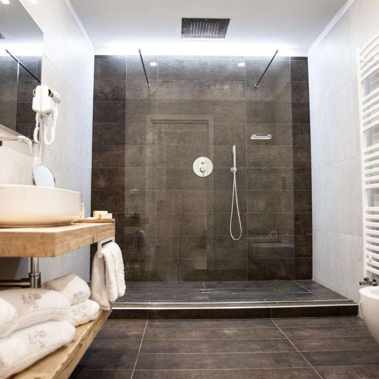 Li Cetti - Deluxe Triple Room - 10