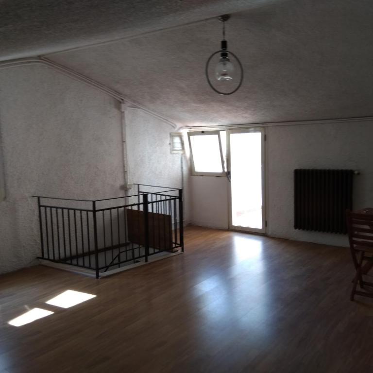 GRAZIOSO APPARTAMENTO CENTRALISSIMO - Appartamento con 2 Camere da Letto - 33