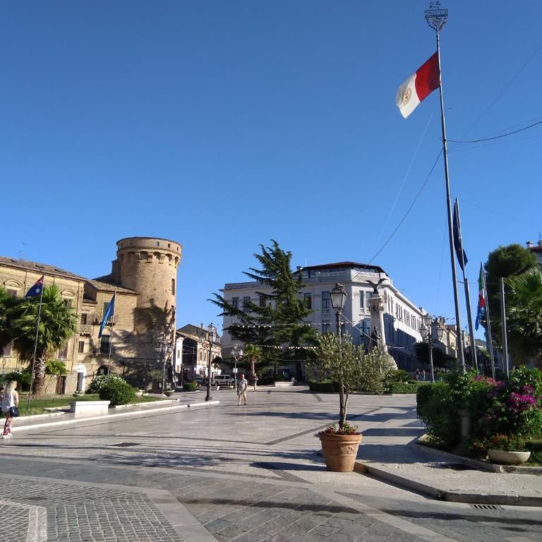 GRAZIOSO APPARTAMENTO CENTRALISSIMO - Appartamento con 2 Camere da Letto - 37