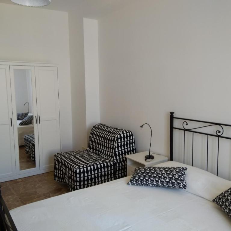 GRAZIOSO APPARTAMENTO CENTRALISSIMO - Appartamento con 2 Camere da Letto - 10