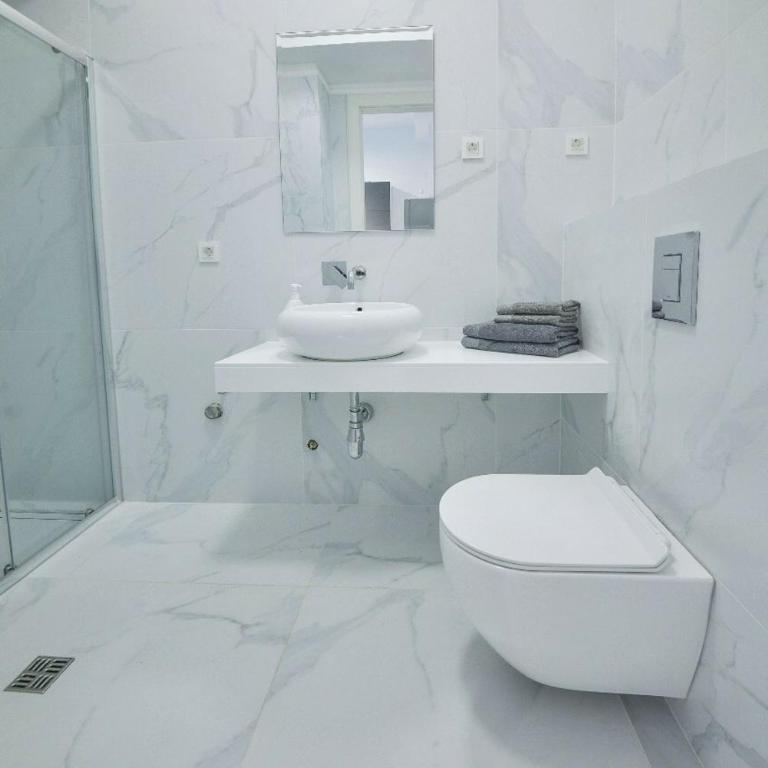 LUKA - One-Bedroom Apartment - 12