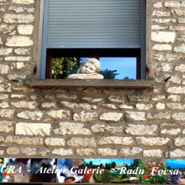 Le Bonheur - Three-Bedroom House - 100