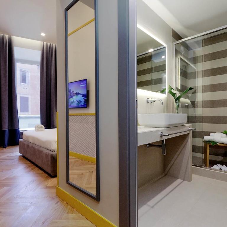 Roma Five Suites - Deluxe Room - 28