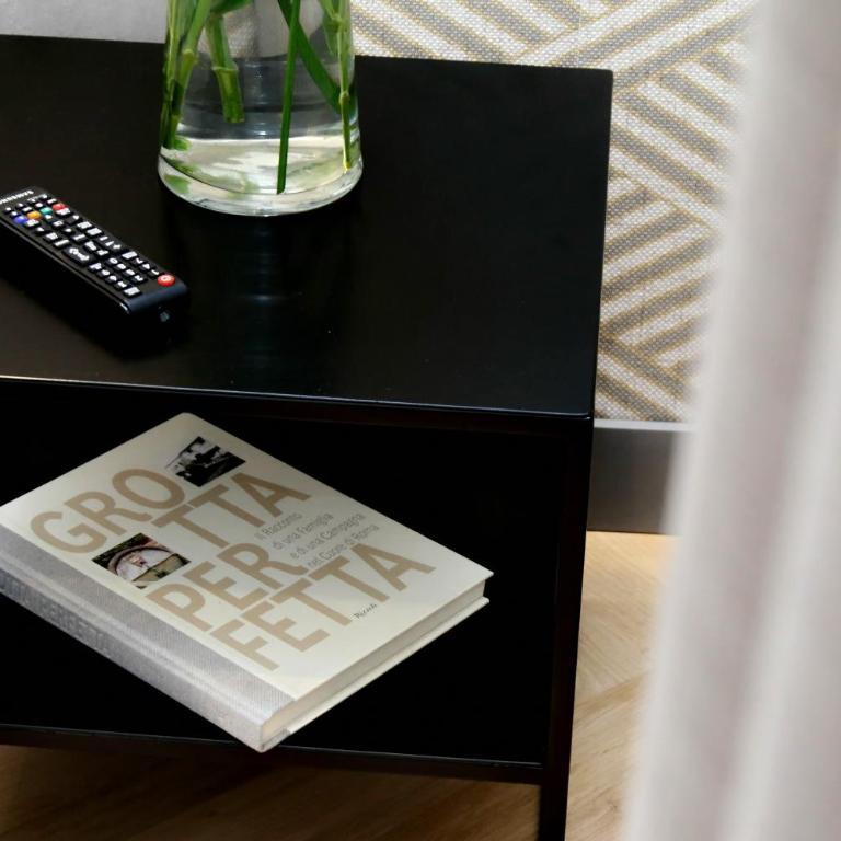 Roma Five Suites - Deluxe Room - 23