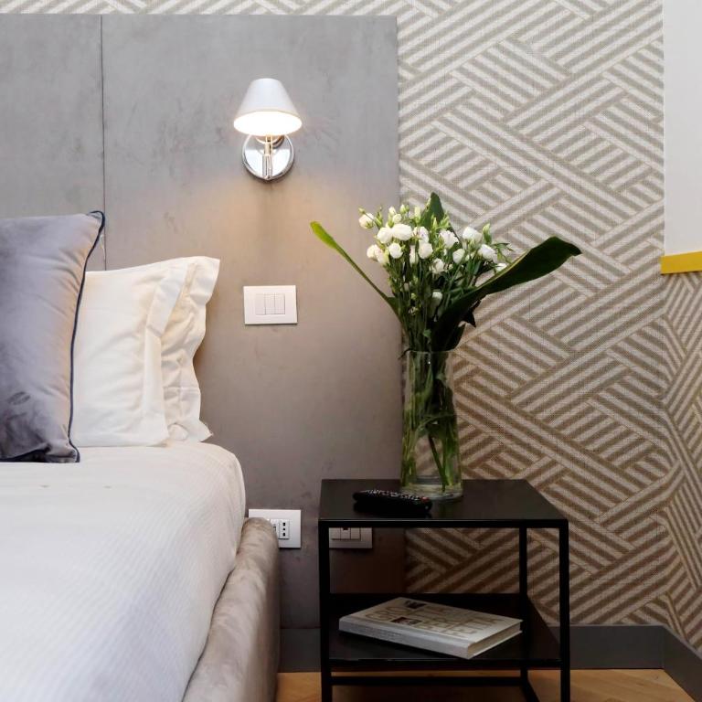 Roma Five Suites - Deluxe Room - 22