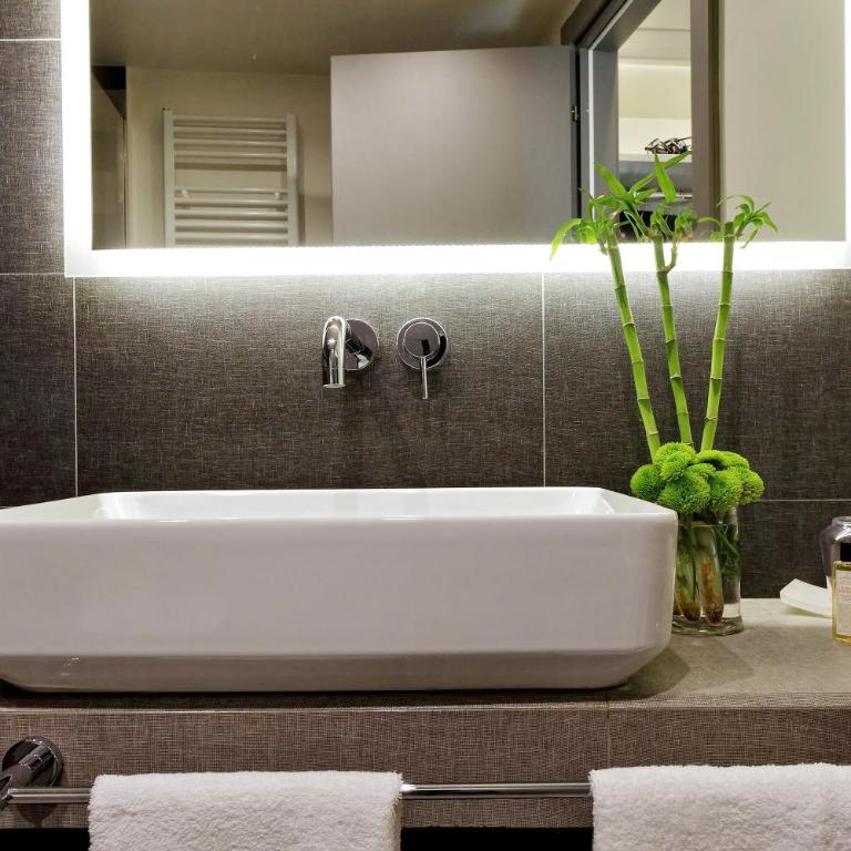 Roma Five Suites - Deluxe Room - 13