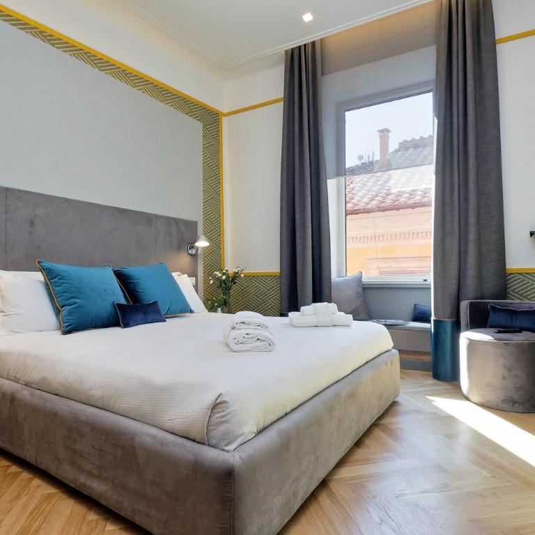 Roma Five Suites - Deluxe Room - 2