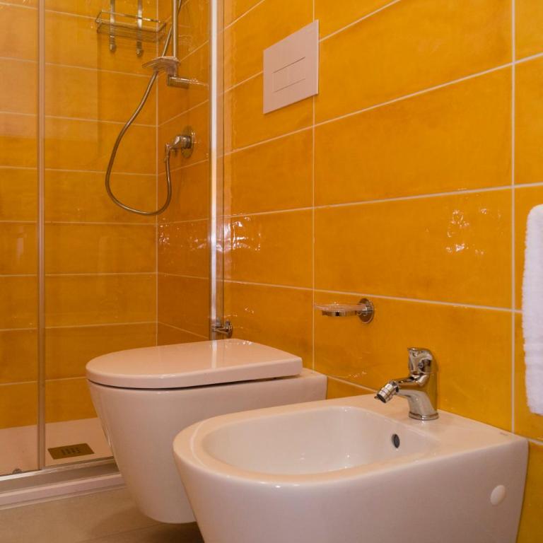 Chibao - Camera Matrimoniale con Bagno Privato - 2