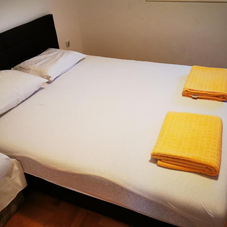 Sokobanja central park APT with mountain view balcony - Apartman sa 1 Spavaćom Sobom - 5