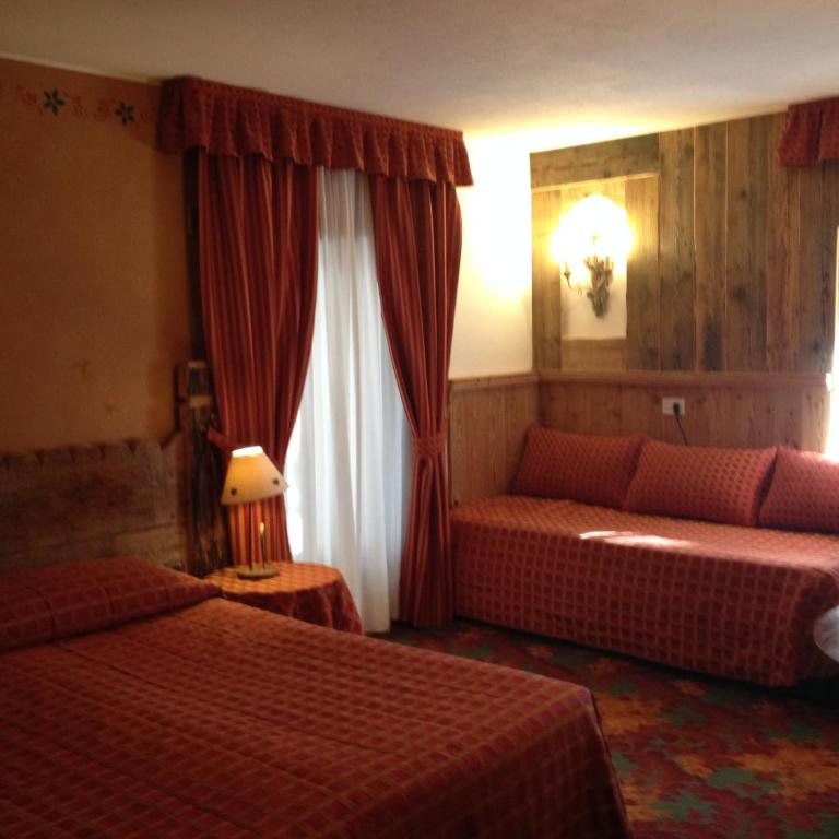 Hotel Chateau Blanc - Camera Tripla - 2
