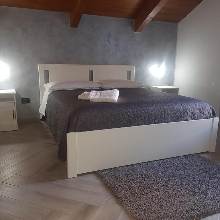 THE ATTIC ROOM - Triple Room with Private Bathroom - 1
