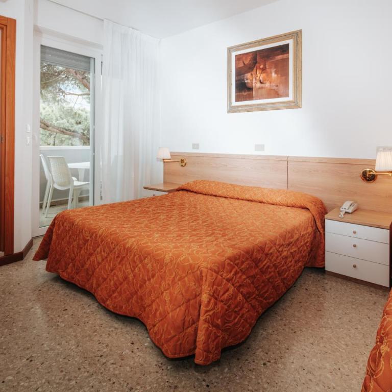 Hotel Meublè Zenith - Camera Tripla Standard - 3