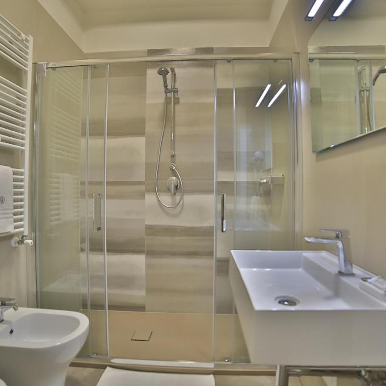 Baia Azzurra B&B - Camera Matrimoniale con Bagno Privato - 24