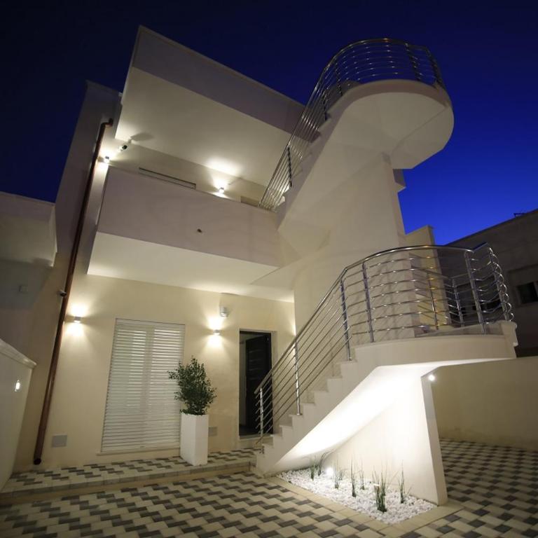 Baia Azzurra B&B - Camera Matrimoniale con Bagno Privato - 25