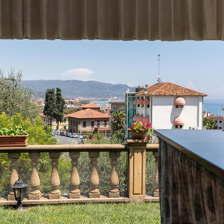 Il Viaggio - Appartamento con 2 Camere da Letto e Vista Mare - 3