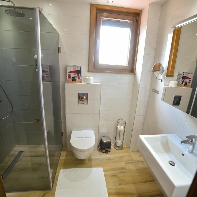 Central Inn - Apartman - 6