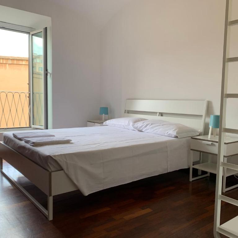 Colosseo Boutique Apartment - Appartamento con 2 Camere da Letto - 2