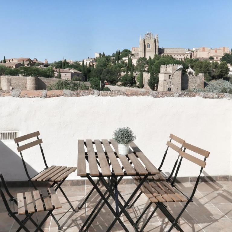 Leyenda de la Cava - Living Toledo - Apartamento con terraza - 1
