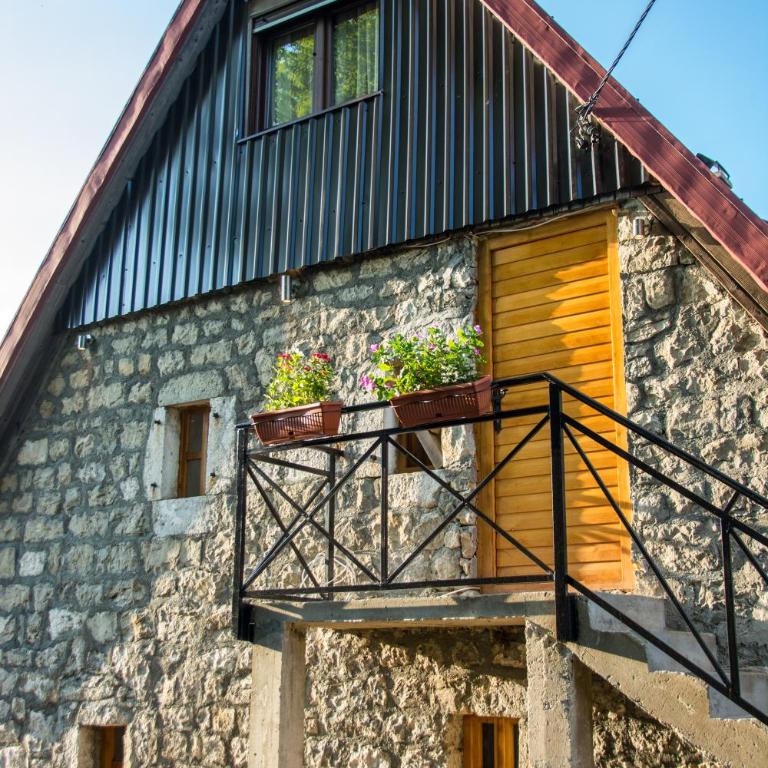 Etno selo Smrčevo brdo - Apartman sa Pogledom na Vrt - 5