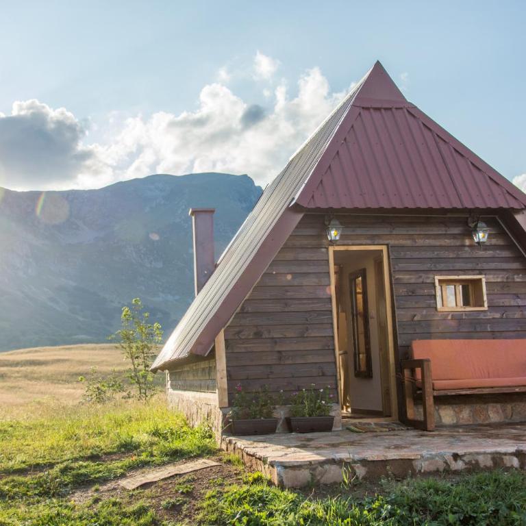 Etno selo Smrčevo brdo - Bungalow with Patio - 17