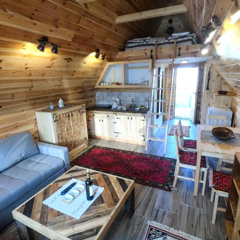 Etno selo Smrčevo brdo - Bungalow with Patio - 12