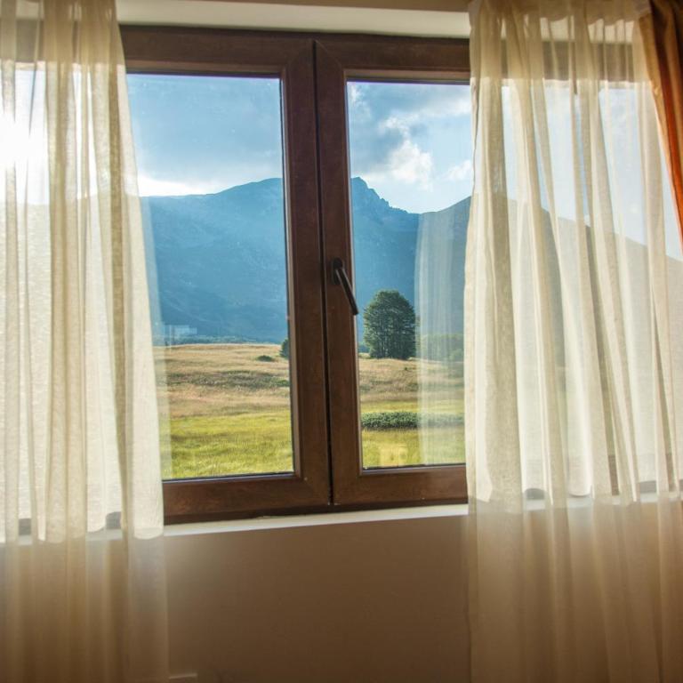 Etno selo Smrčevo brdo - Bungalow with Patio - 11