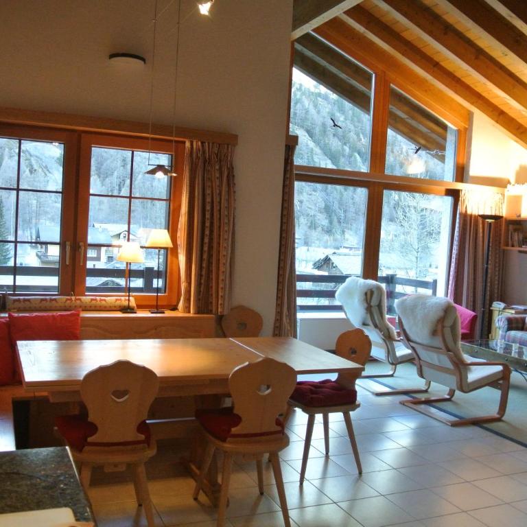 Chalet Mischabel - Ferienhaus - 8