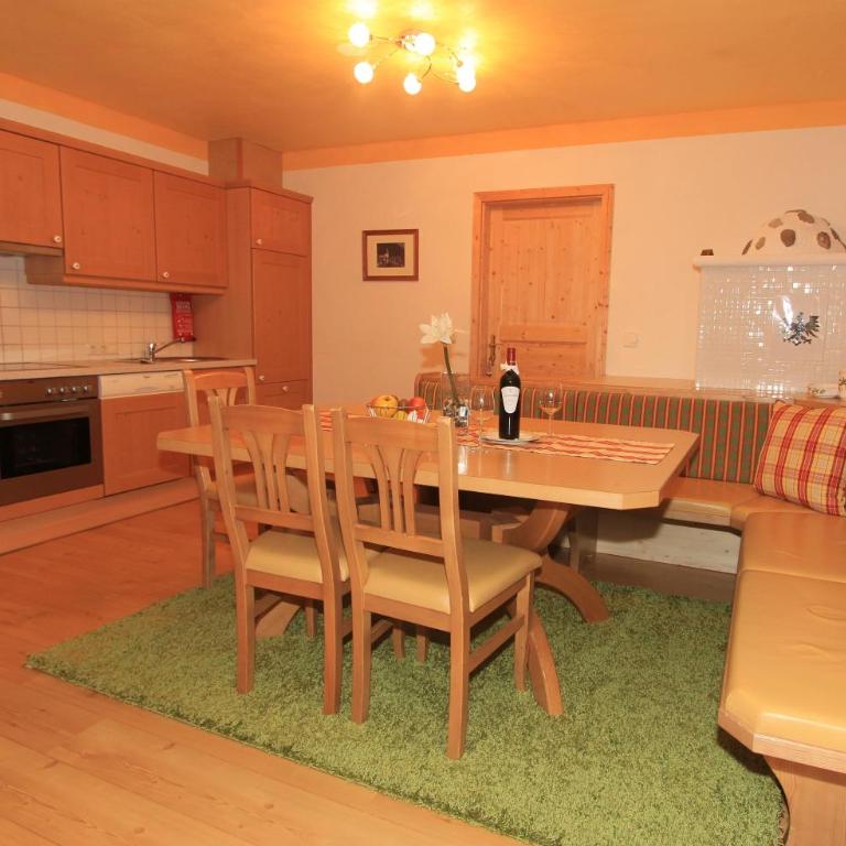 Landhaus Lechthaler - Apartment mit 3 Schlafzimmern - 1