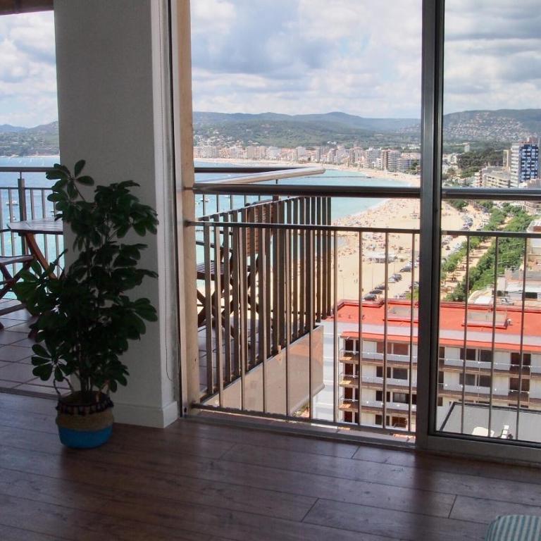 Apartament Núria - Apartamento con vistas al mar - 10