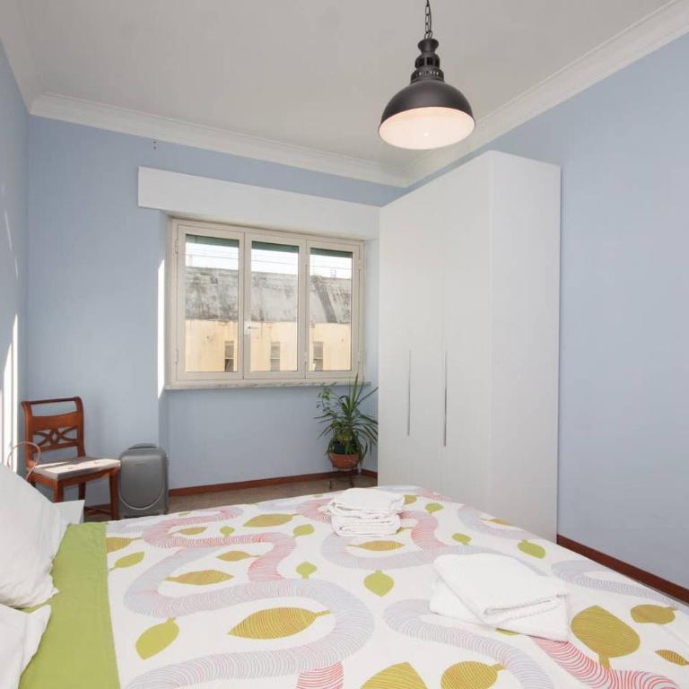 Easylife - Appartamento con 3 Camere da Letto - 1