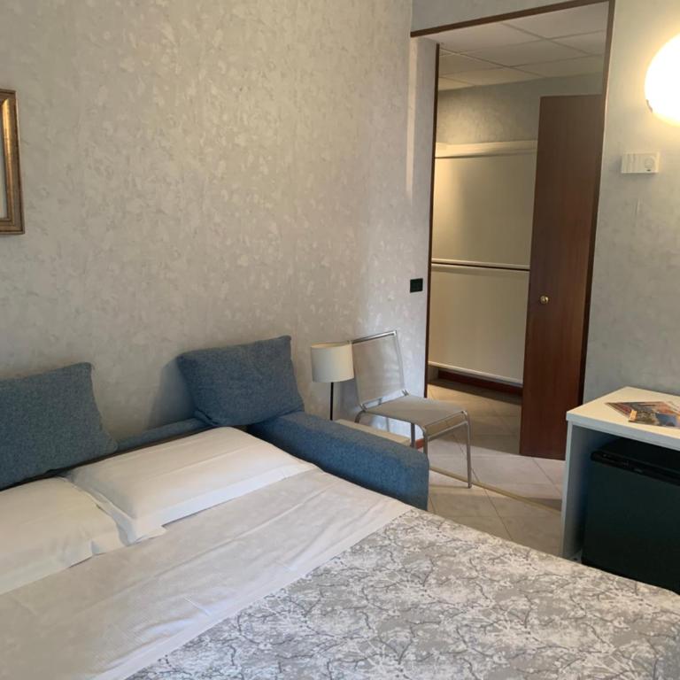 Hotel Residence Mondial - Camera Matrimoniale Economy - 2