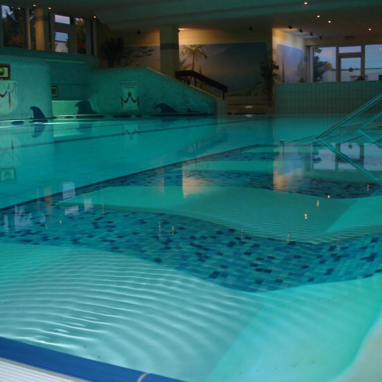 Ferienwohnung Bergpanorama mit Pool - Apartment mit 2 Schlafzimmern - 53
