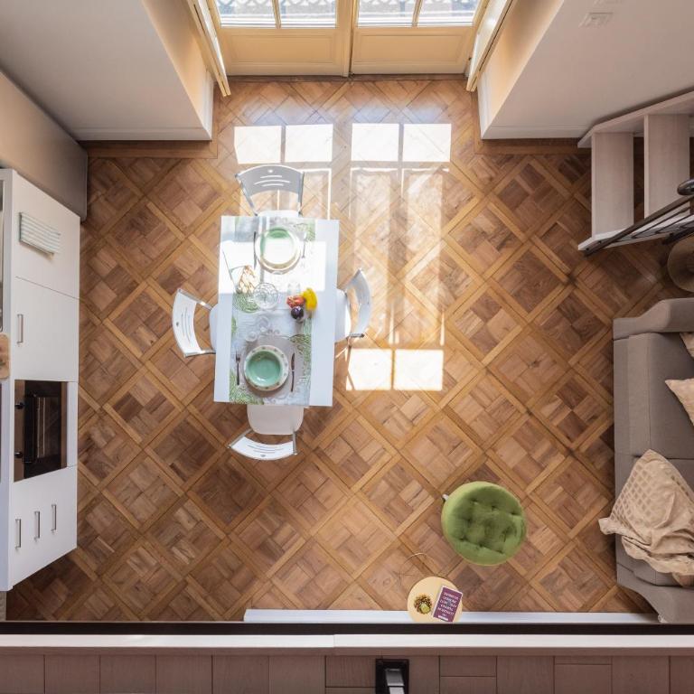 Apartments to Art - Maisonette - 5