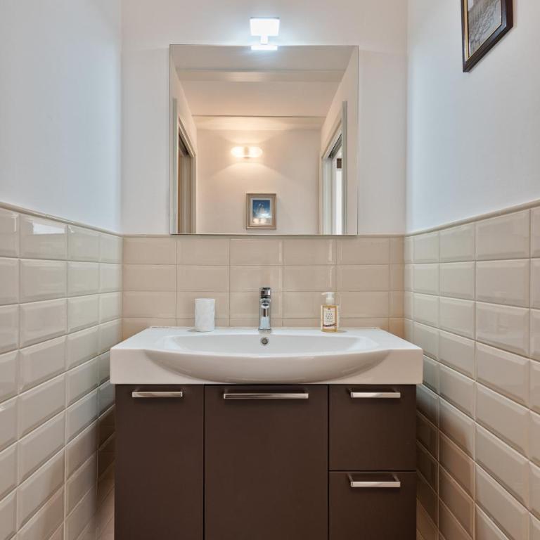 Apartments to Art - Maisonette - 19