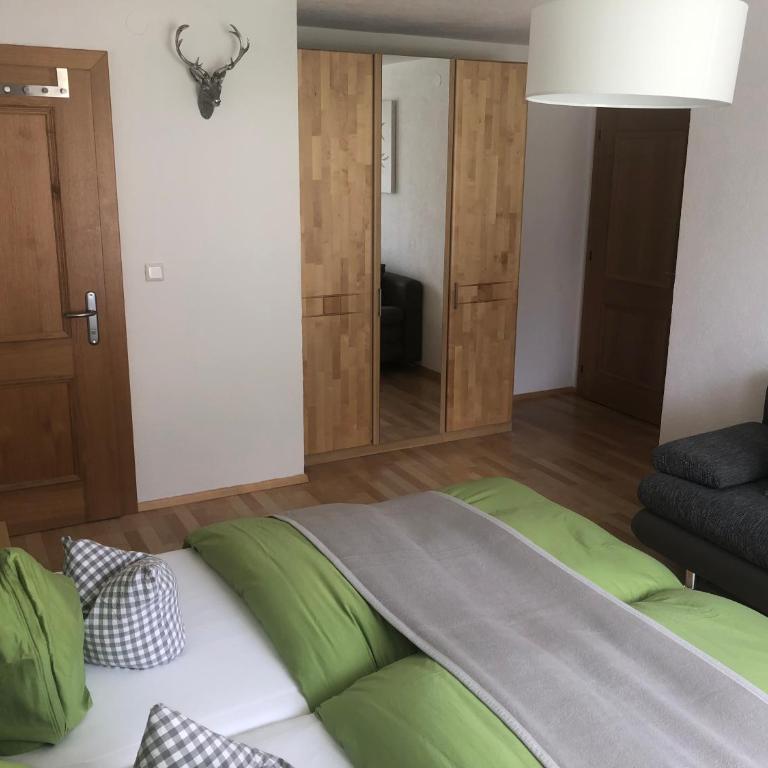 Haus am Wald - Apartment mit 2 Schlafzimmern - 1