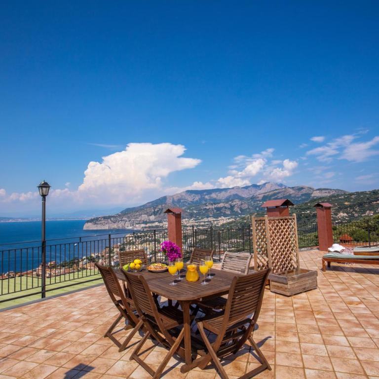 Heart and Soul of Sorrento - Villa with Sea View - 14