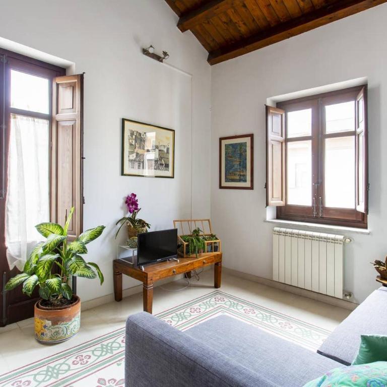 Anna's Home in Historical Center - Appartamento con 1 Camera da Letto - 13