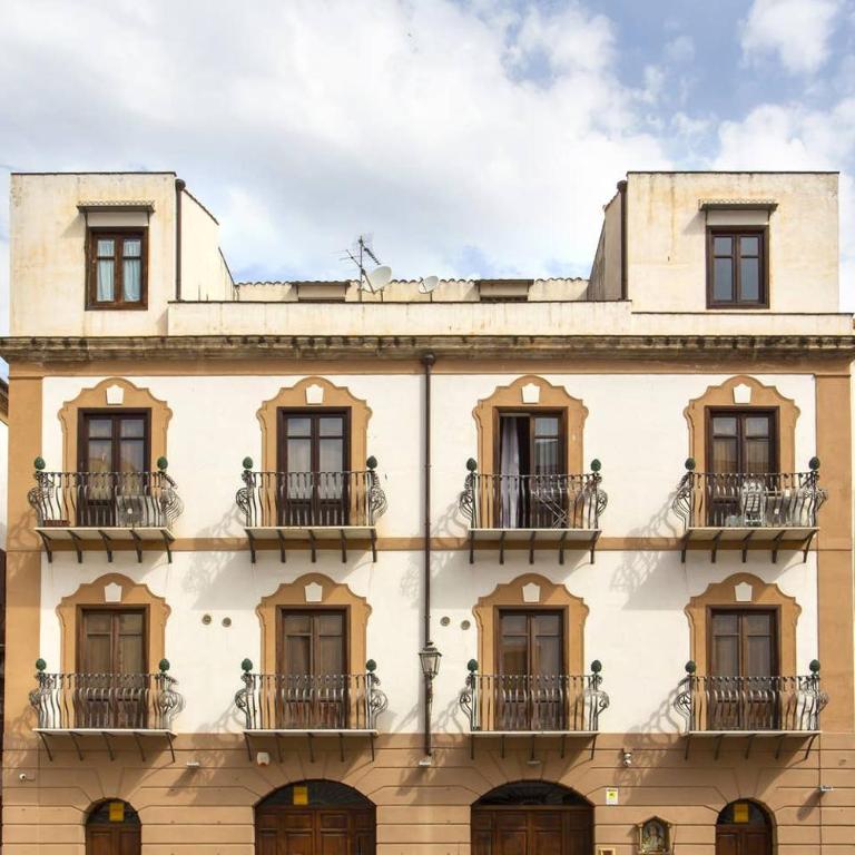 Anna's Home in Historical Center - Appartamento con 1 Camera da Letto - 1
