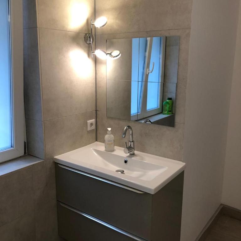 Beauty & The Beast - Old Town Cosy Apartments - Deluxe Apartment - 12