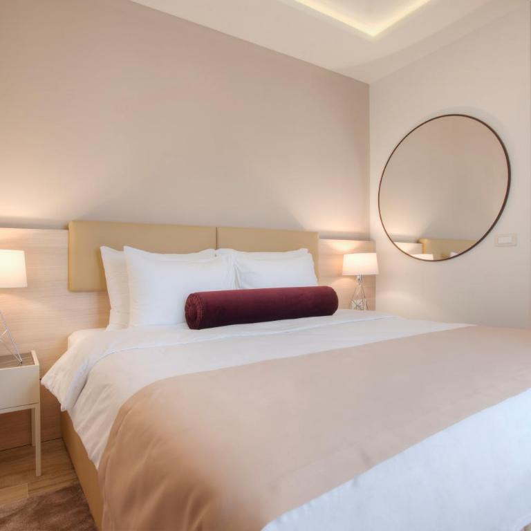 Hotel Vela - Standardna Dvokrevetna Soba sa Bračnim Krevetom/Zasebnim Krevetima - 3