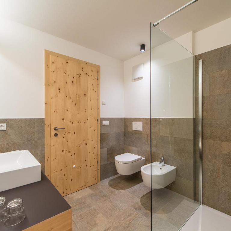 Hotel Alpenrast - Deluxe Doppelzimmer mit Balkon - 4