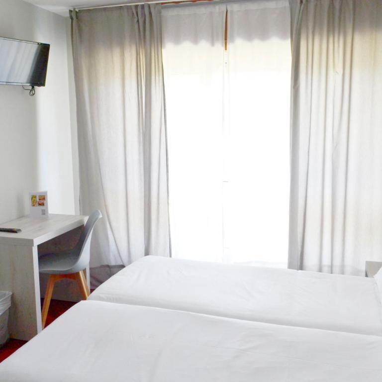 Alda Puerta Coruña - Habitación Triple - 3